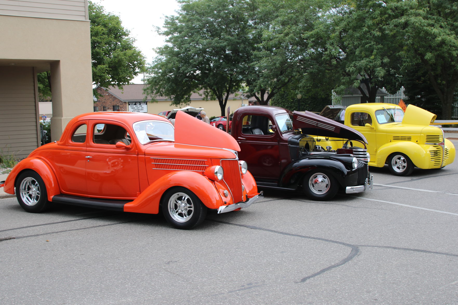 36FordCoupe46ChevyPU47DodgePU.JPG